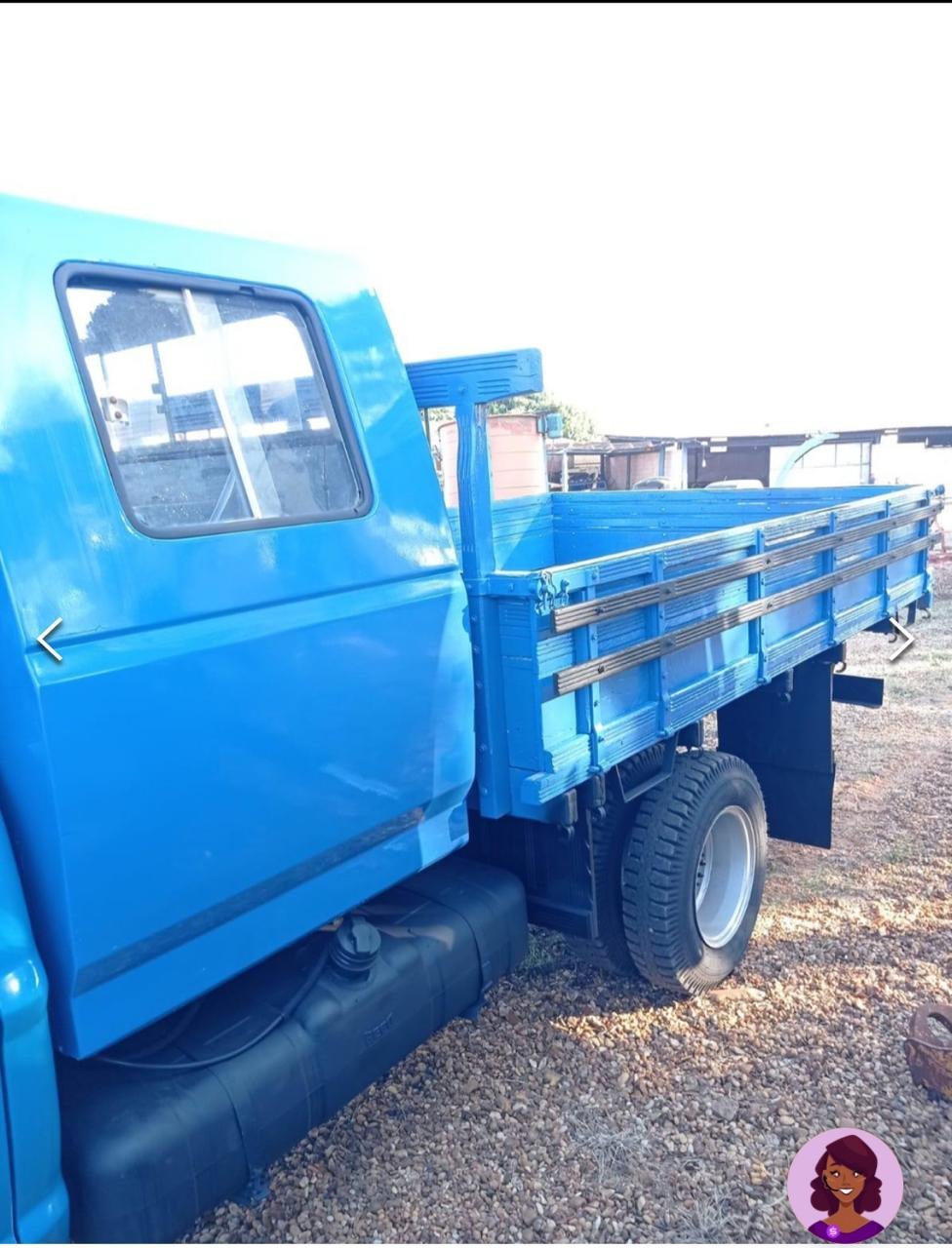 CAMINHONETE F4000 ANO 1984 - Foto 2